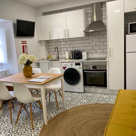 Estudio Da Moeda Evora Luaran gambar